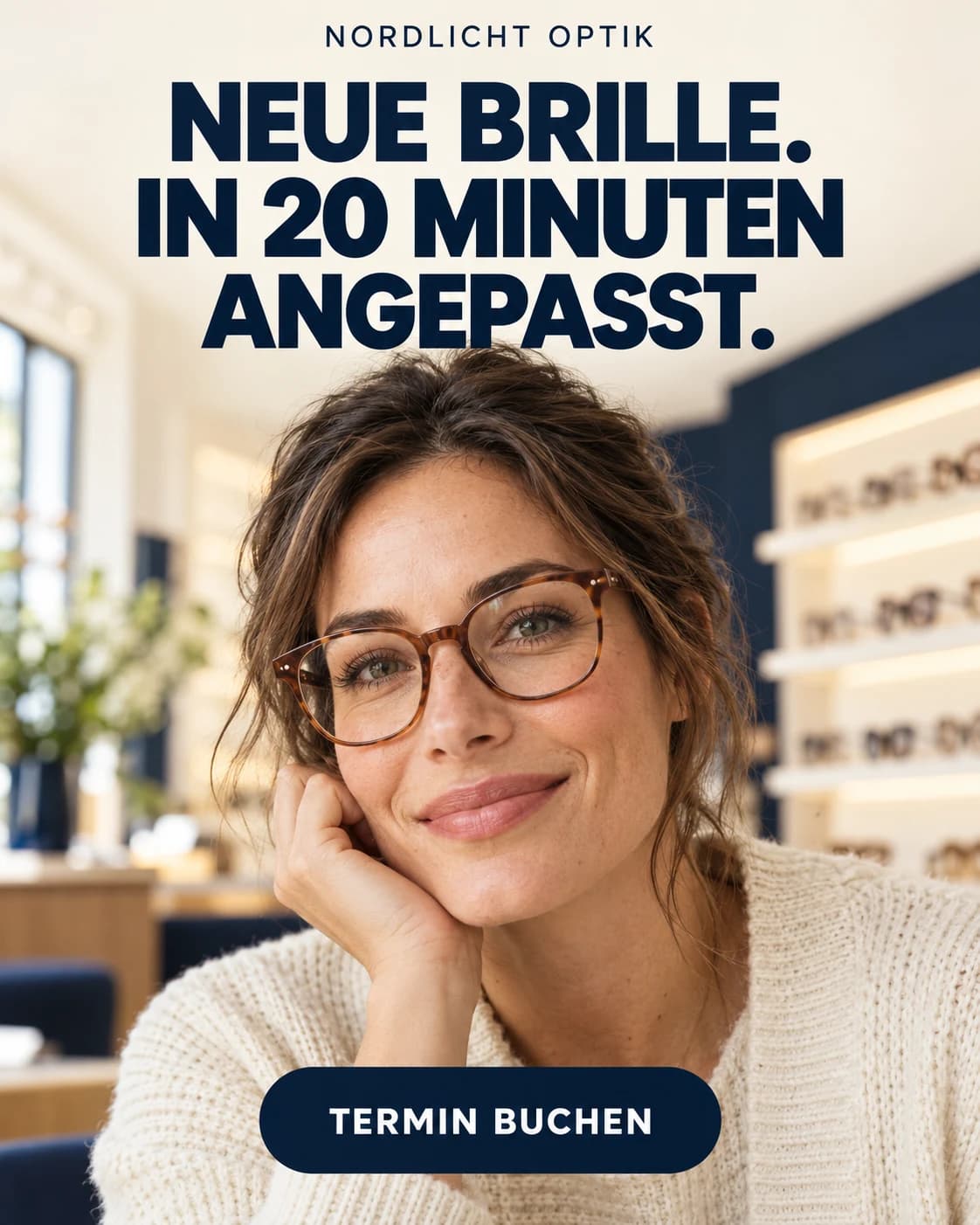 Nordlicht Optik: Neue Brille in 20 Minuten angepasst – Frau mit Brille